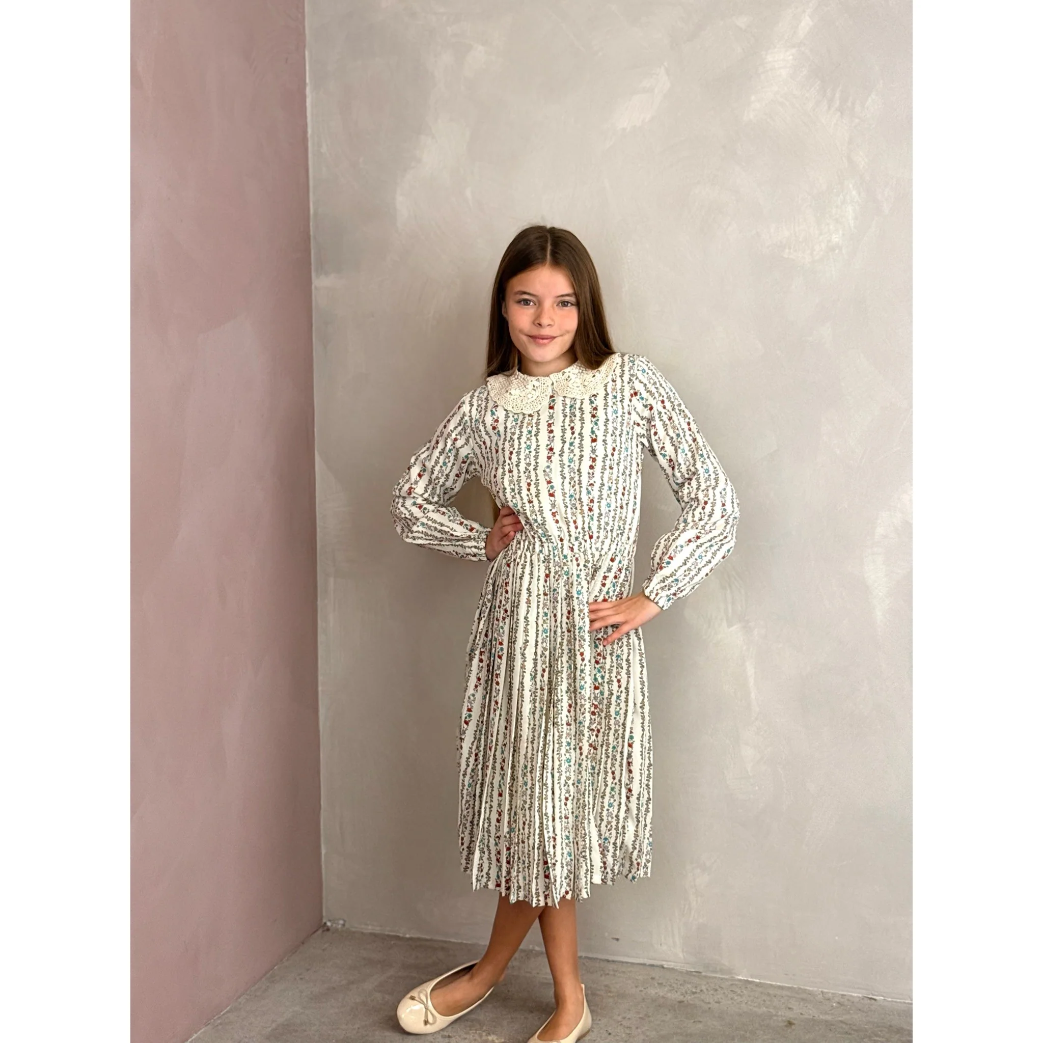 L.S Pleated Collar Dress - Image 3